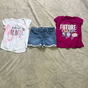 Lot of girl clothes 6 pieces sizes 6-7